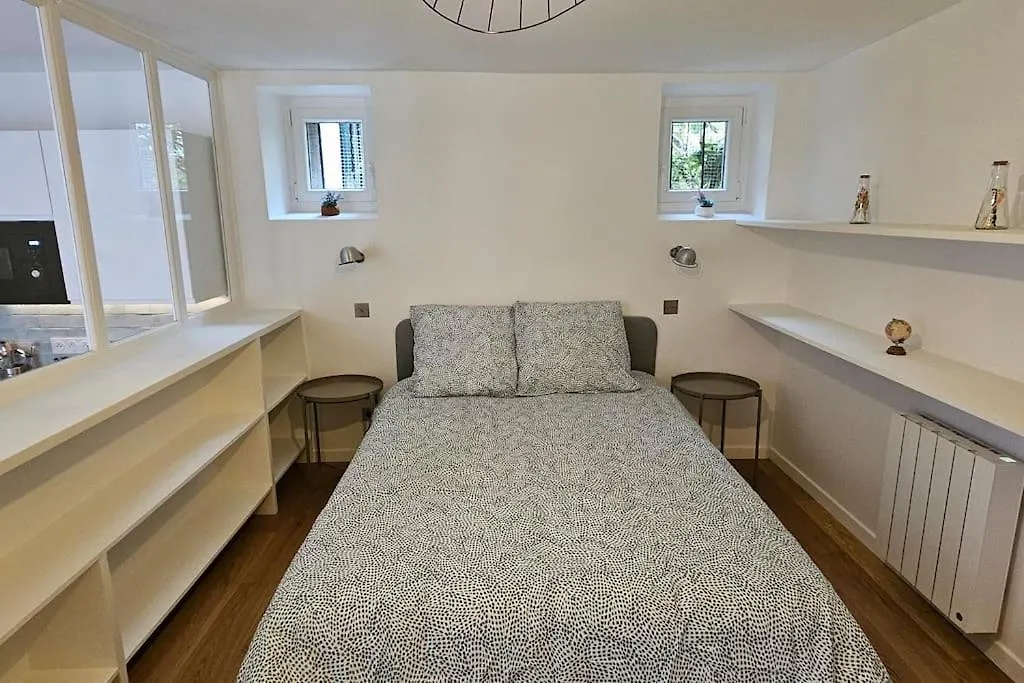 Appartement - Tour Eiffel Paris 0*,  France